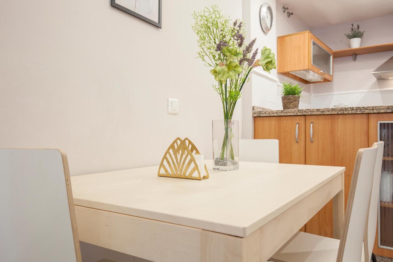 Elegante Apartamento En El Corazon De Sevilla. Exterior photo